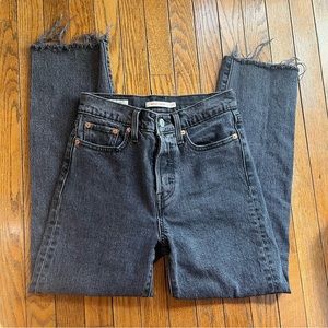 Levi’s Wedgie Straight Jean - 25